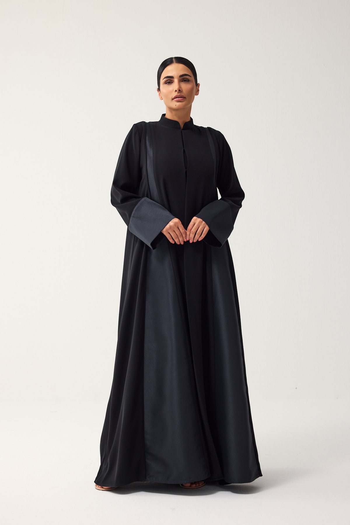 BLACK LOOSE FIT PANELLED CREPE AND SATIN ABAYA
