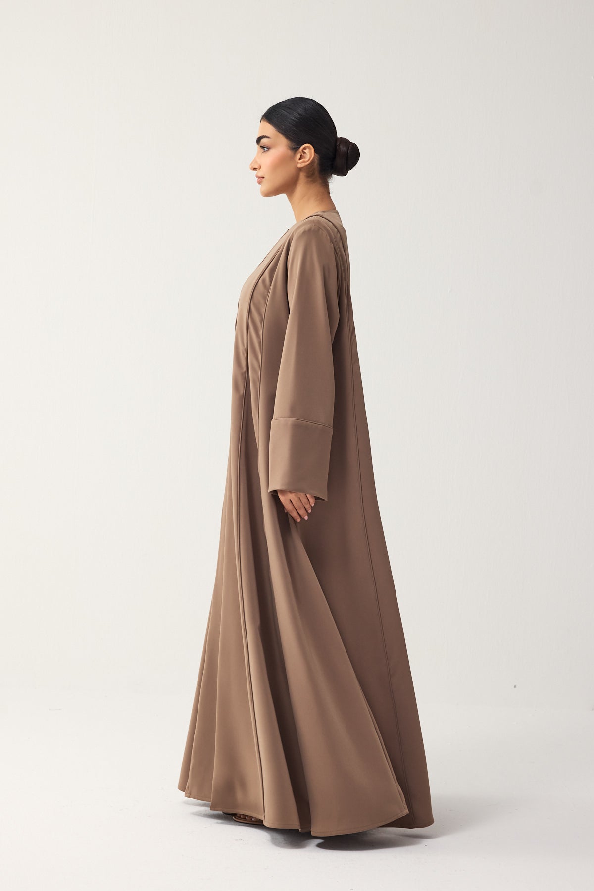 BROWN LOOSE FIT PANELLED CREPE ABAYA