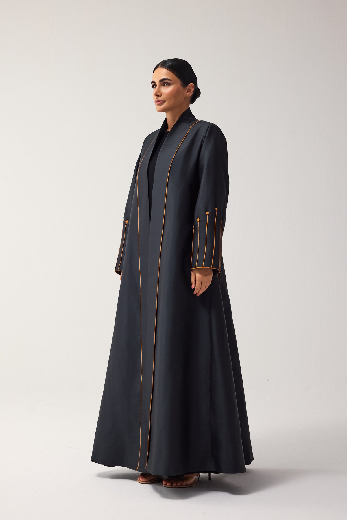 BLACK LOOSE FIT TAFFETA ABAYA