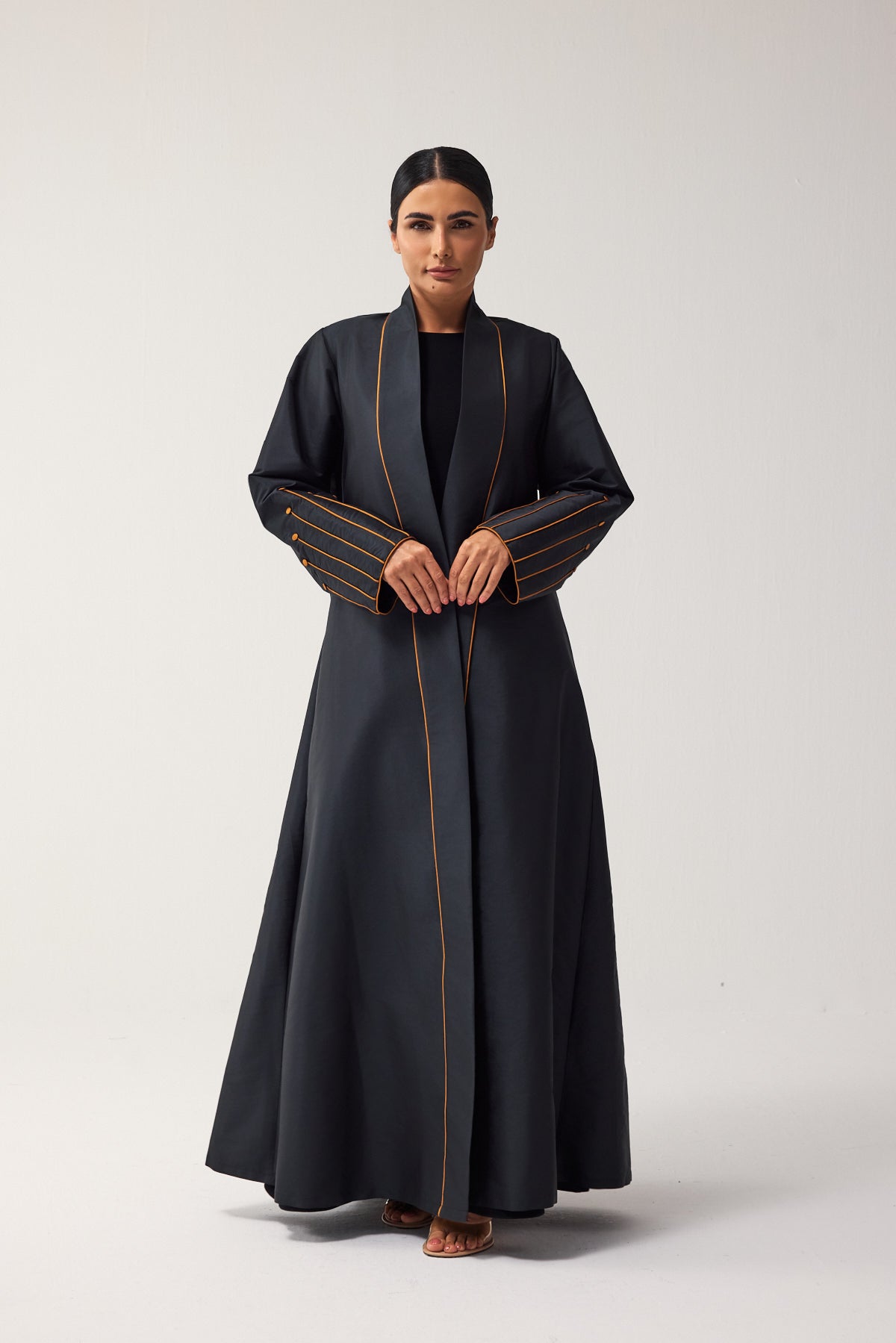 BLACK LOOSE FIT TAFFETA ABAYA