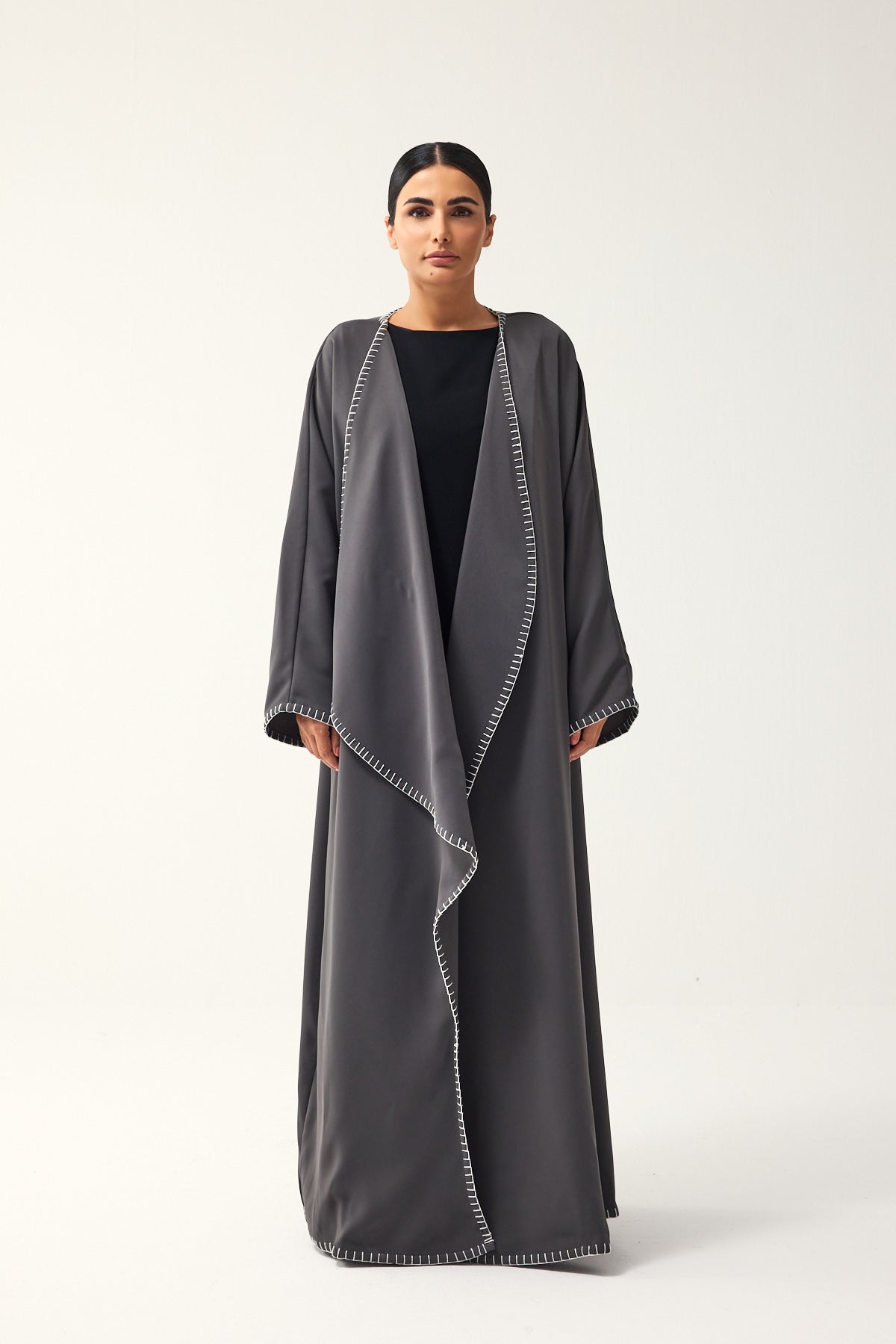 GREY OVERSIZED FIT CREPE DAILY ABAYA