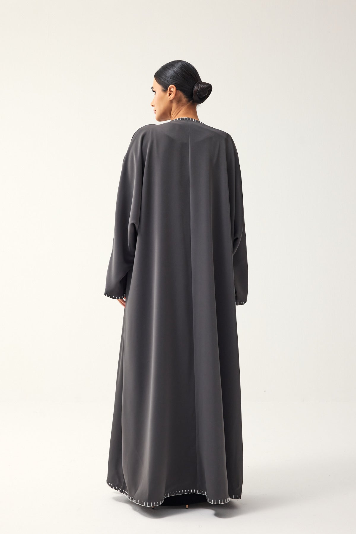 GREY OVERSIZED FIT CREPE DAILY ABAYA