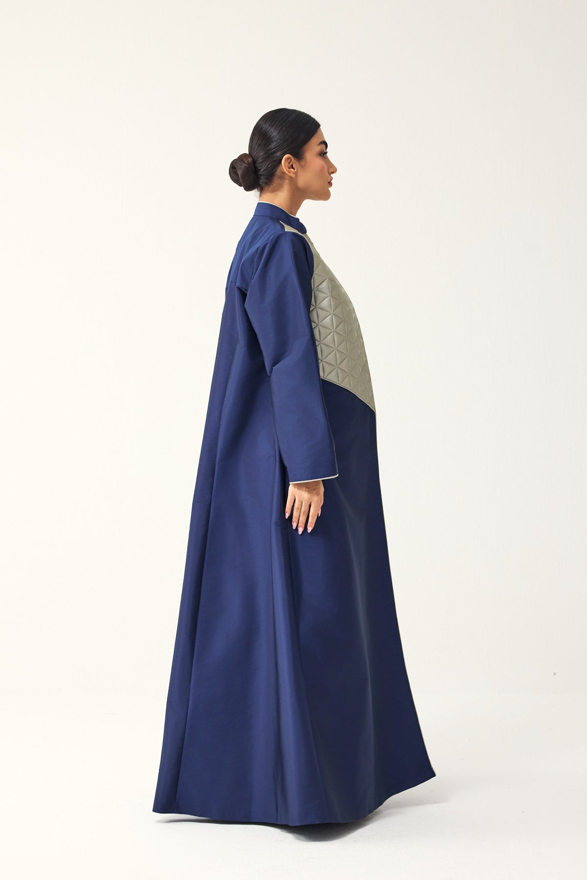 NAVY AND ICE GREY A-LINE FIT TAFFETA ABAYA