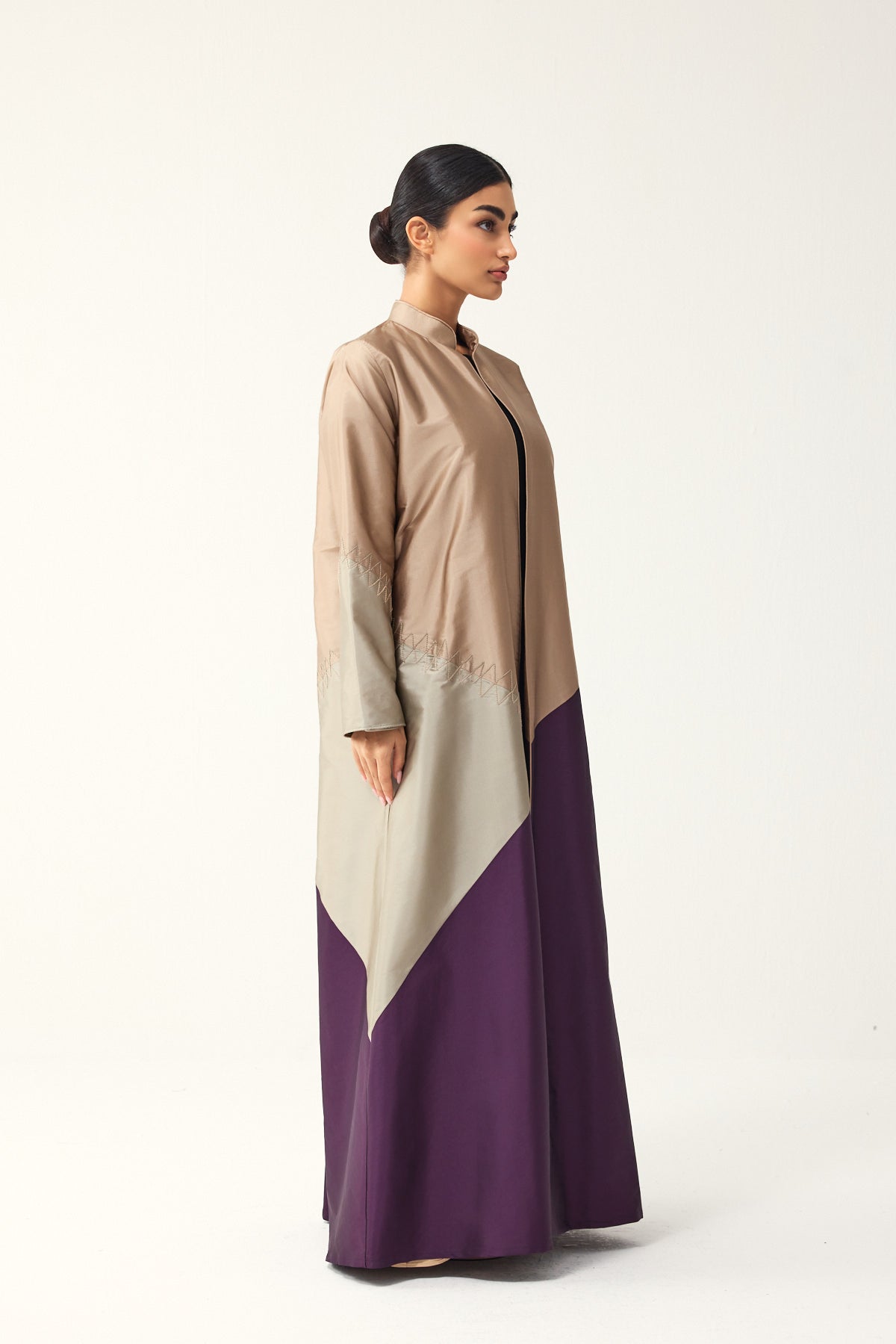 BEIGE AND PURPLE STRAIGHT FIT PANELLED ABAYA