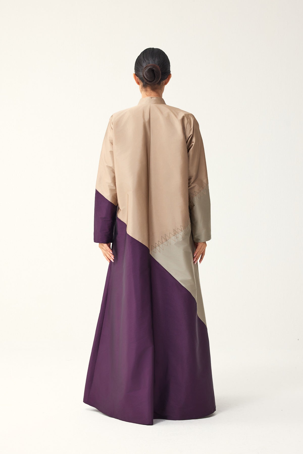 BEIGE AND PURPLE STRAIGHT FIT PANELLED ABAYA