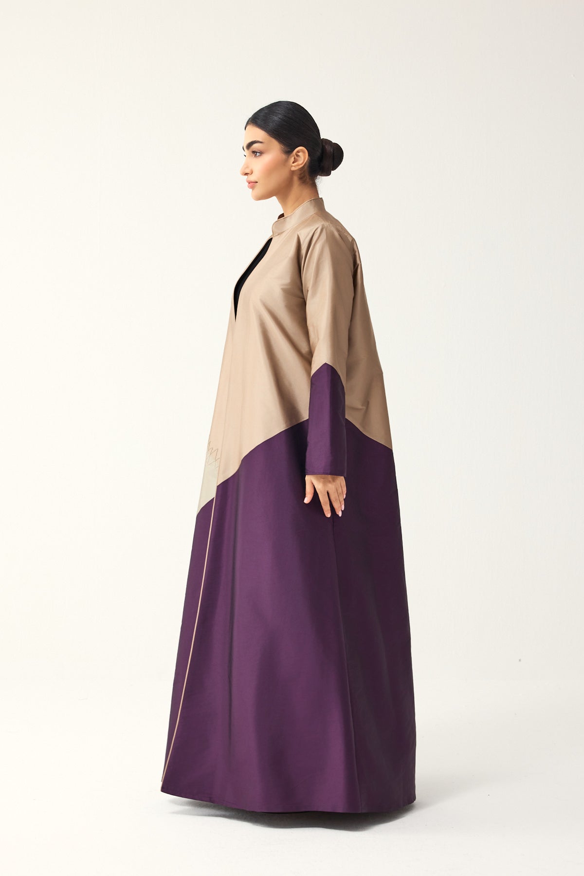BEIGE AND PURPLE STRAIGHT FIT PANELLED ABAYA