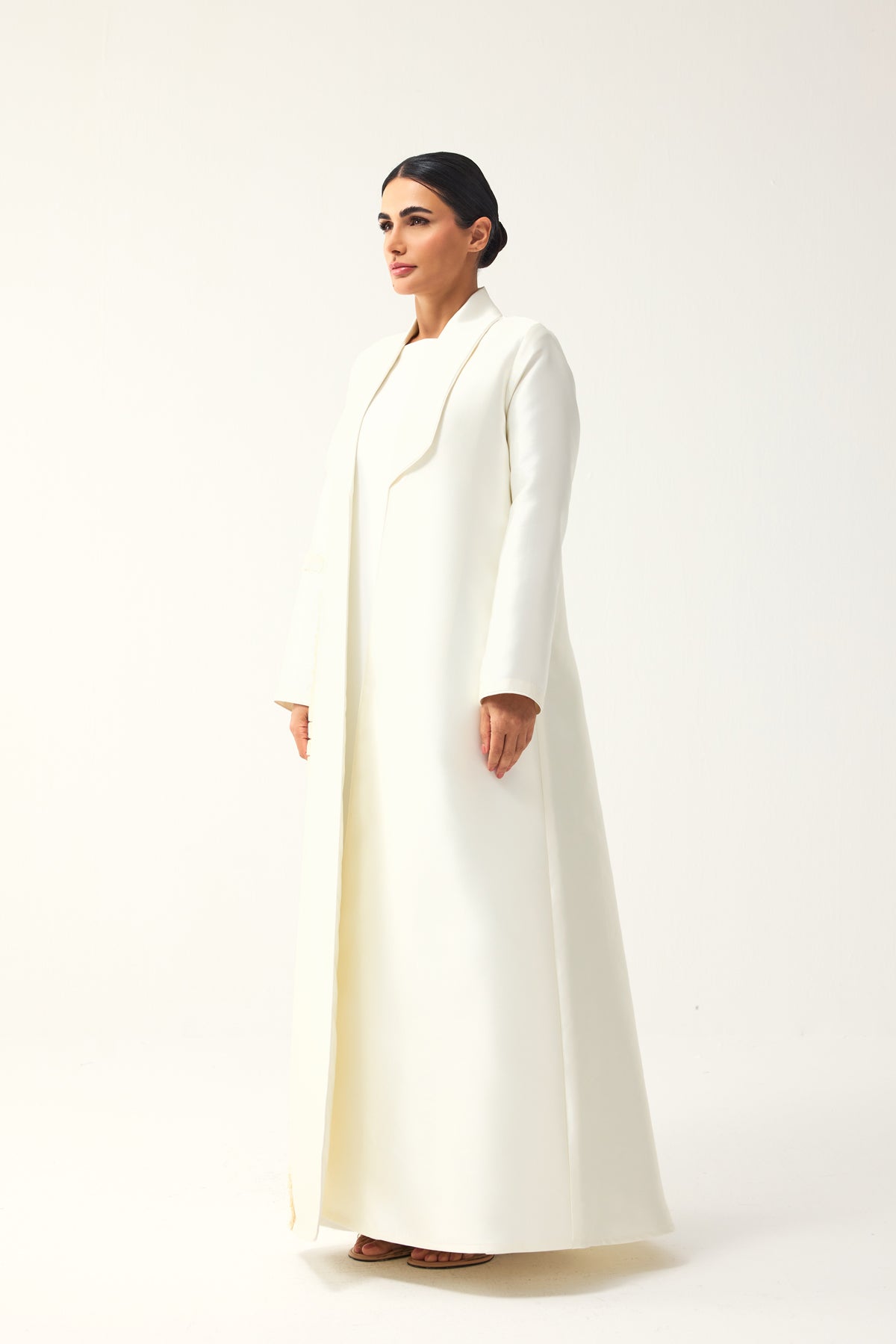 WHITE STRAIGHT FIT SATIN ABAYA