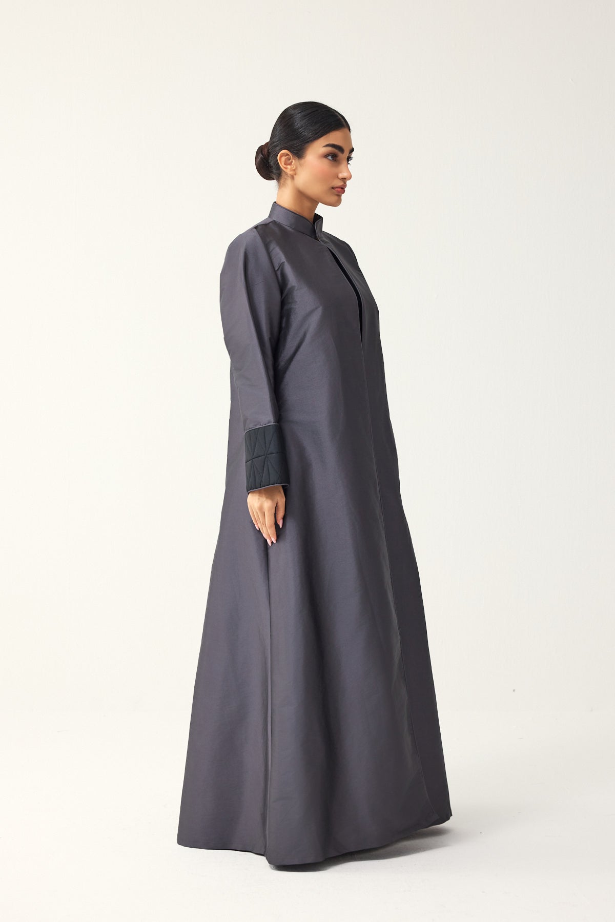 CHARCOAL AND BLACK A-LINE FIT TAFFETA ABAYA