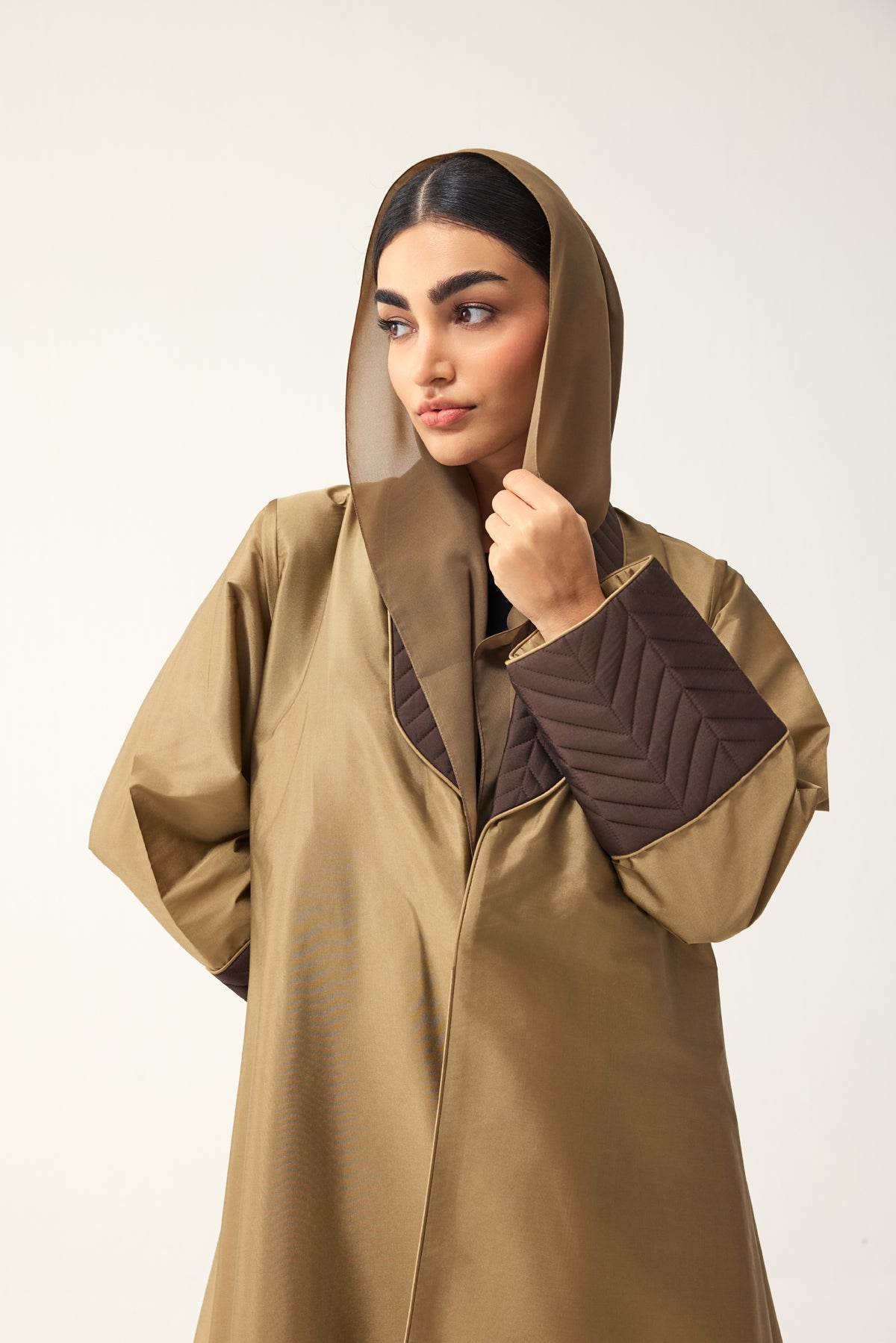 OLIVE AND BROWN A-LINE FIT TAFFETA ABAYA