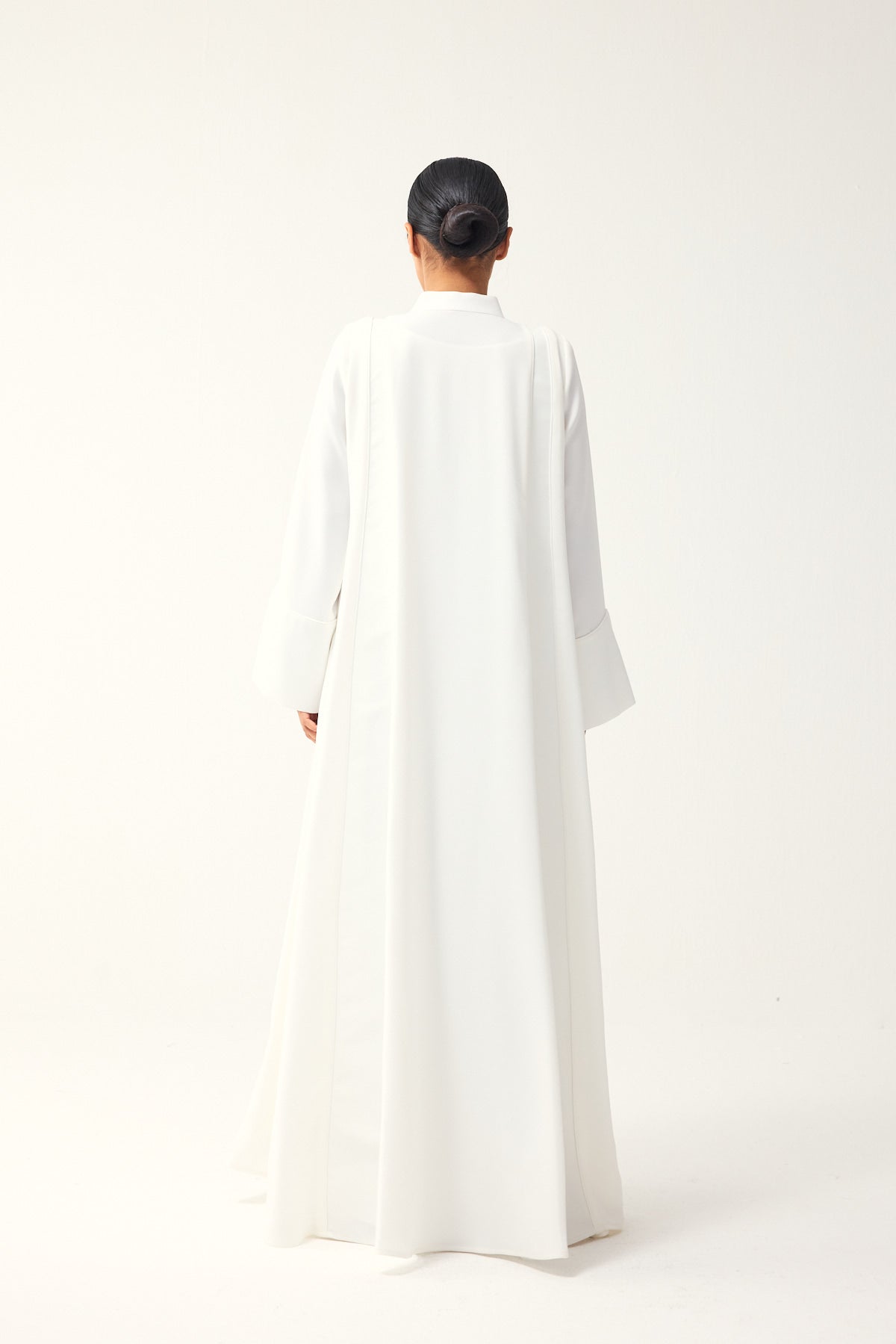 OFF-WHITE LOOSE FIT PANELLED CREPE AND SATIN ABAYA