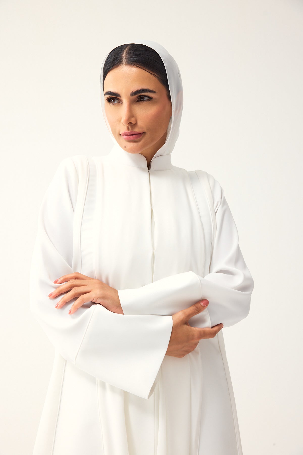 OFF-WHITE LOOSE FIT PANELLED CREPE AND SATIN ABAYA