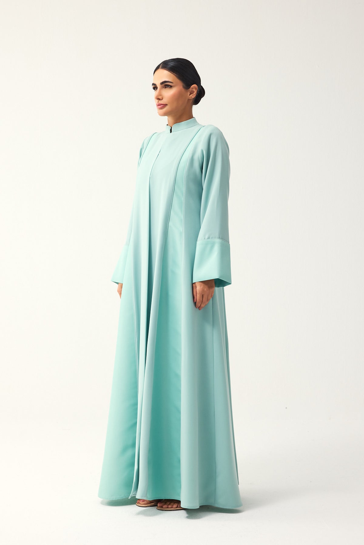 TIFFANY BLUE LOOSE FIT PANELLED CREPE AND SATIN ABAYA