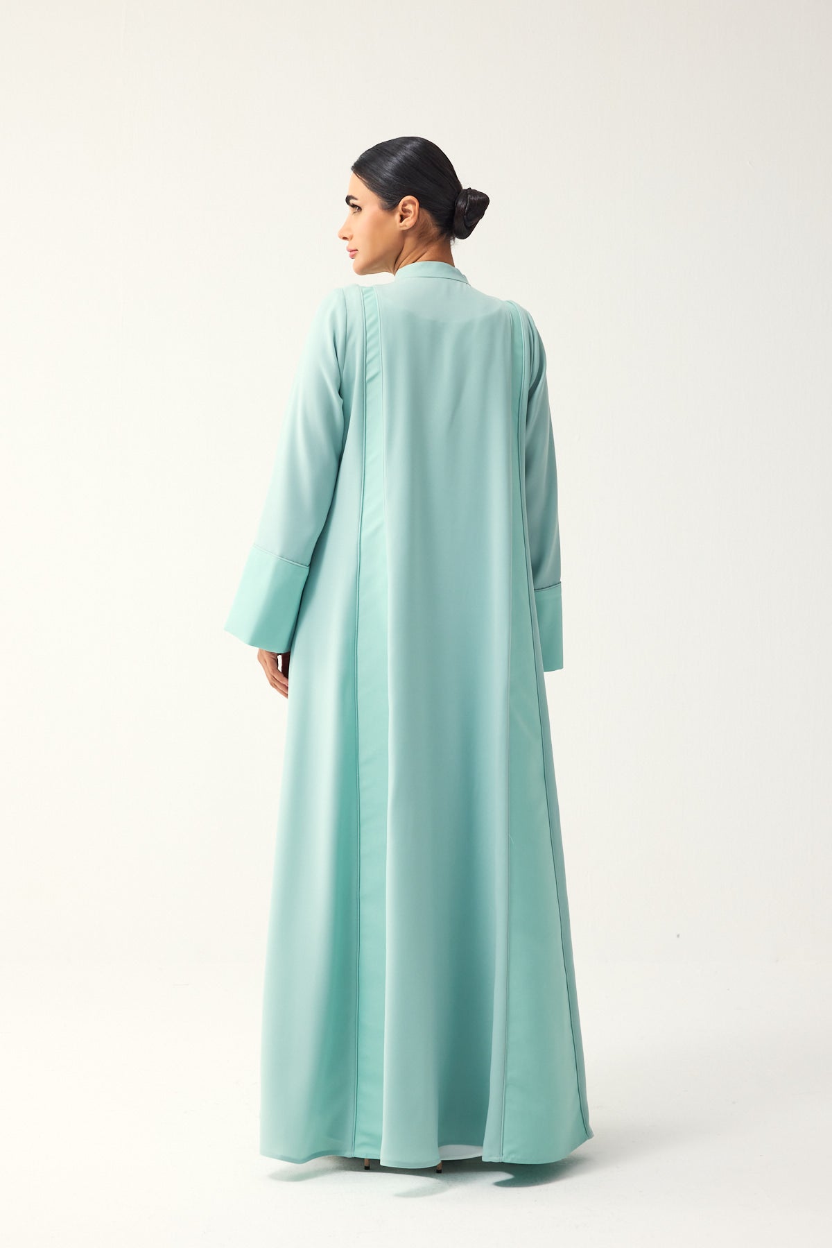 TIFFANY BLUE LOOSE FIT PANELLED CREPE AND SATIN ABAYA