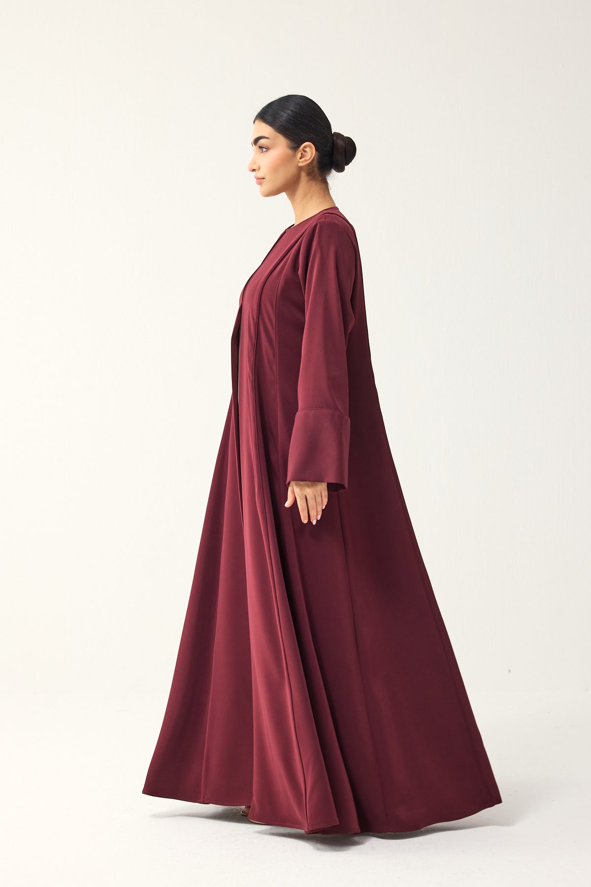 DEEP RED LOOSE FIT PANELLED CREPE ABAYA