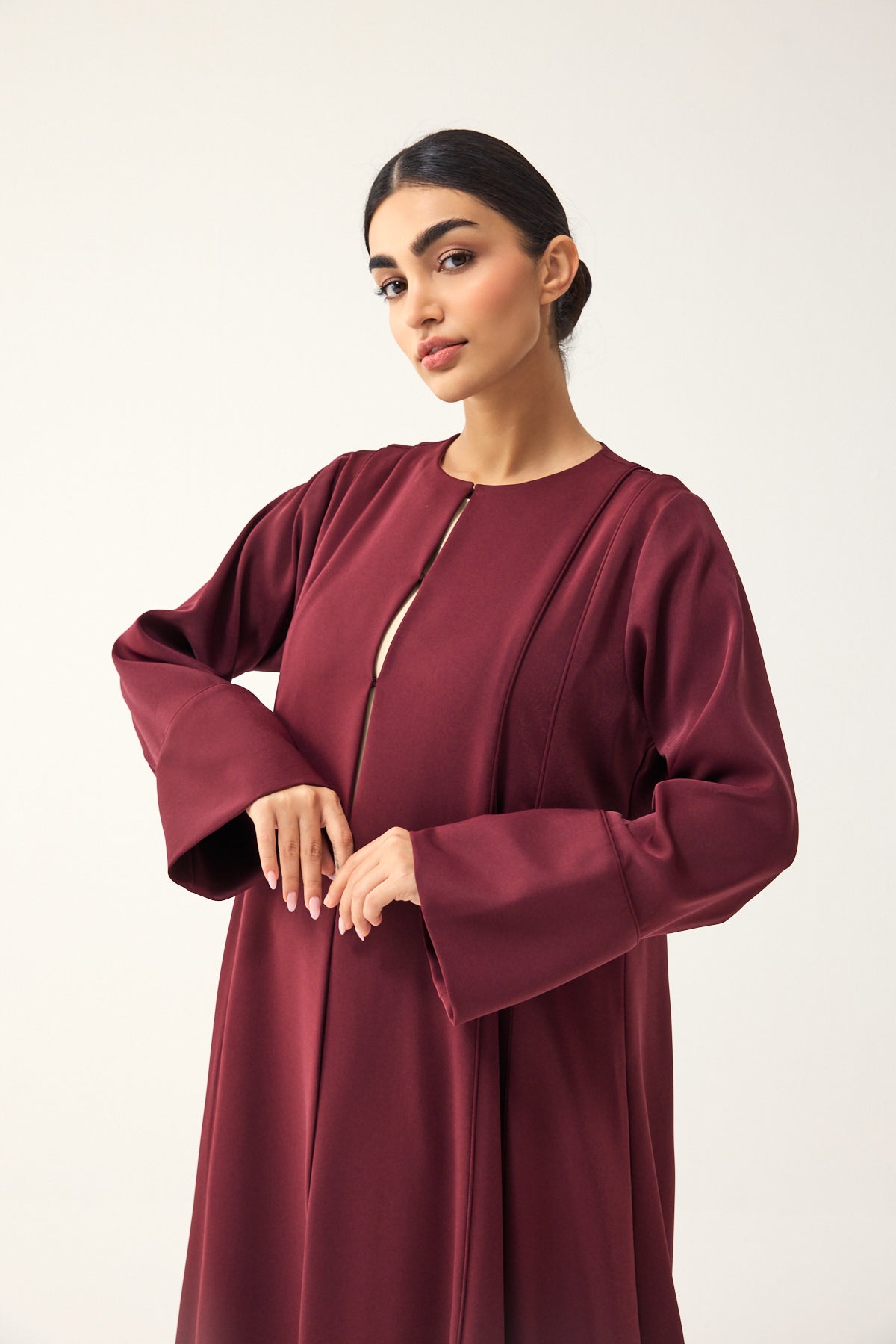 DEEP RED LOOSE FIT PANELLED CREPE ABAYA