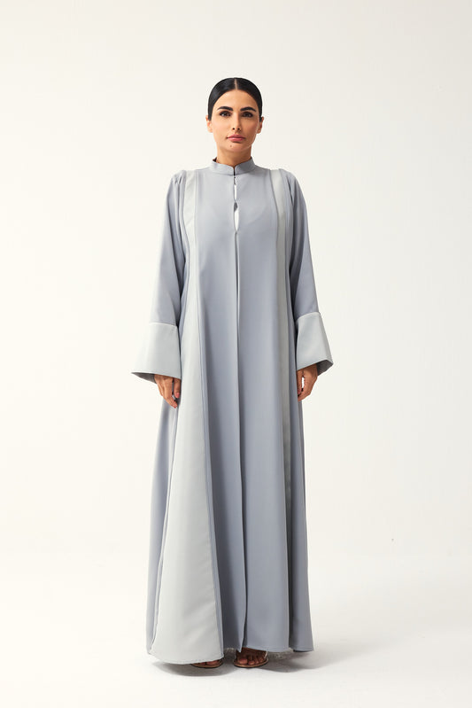 LIGHT GREY LOOSE FIT PANELLED CREPE AND SATIN ABAYA