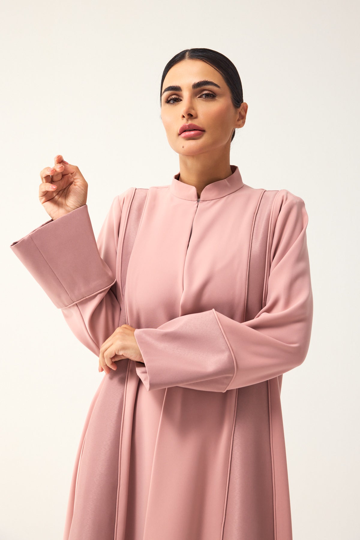 PINK LOOSE FIT PANELLED CREPE AND SATIN ABAYA