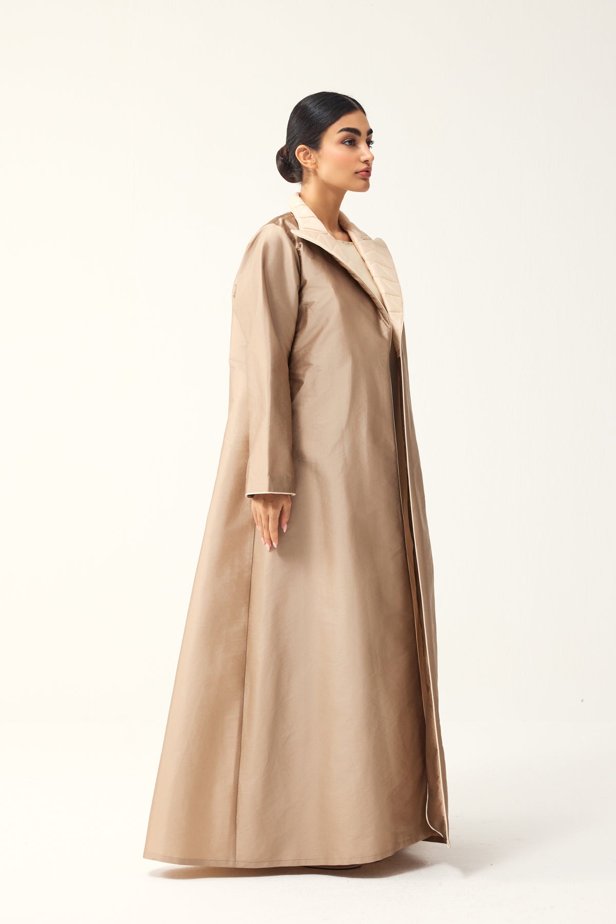 LIGHT BROWN AND CREAM A-LINE FIT TAFFETA ABAYA