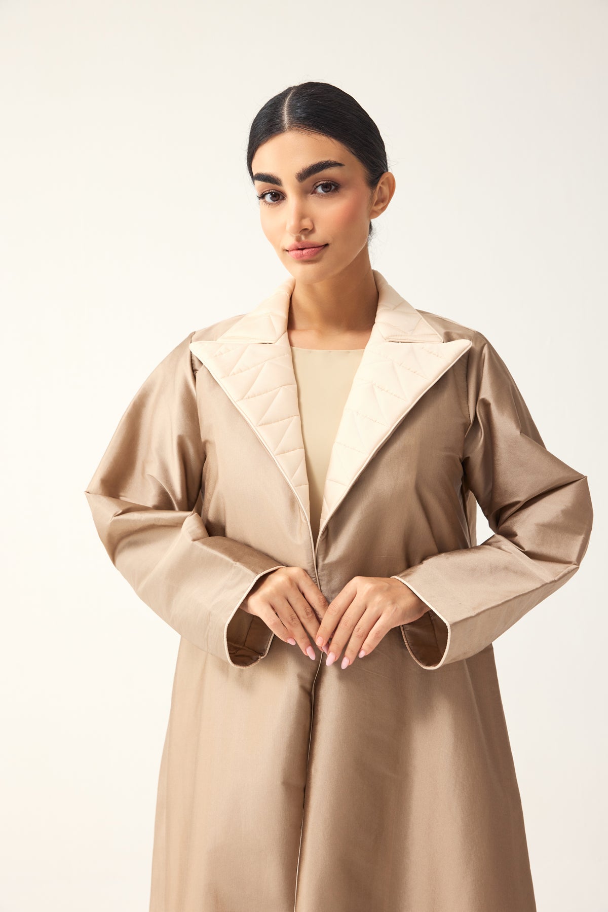 LIGHT BROWN AND CREAM A-LINE FIT TAFFETA ABAYA