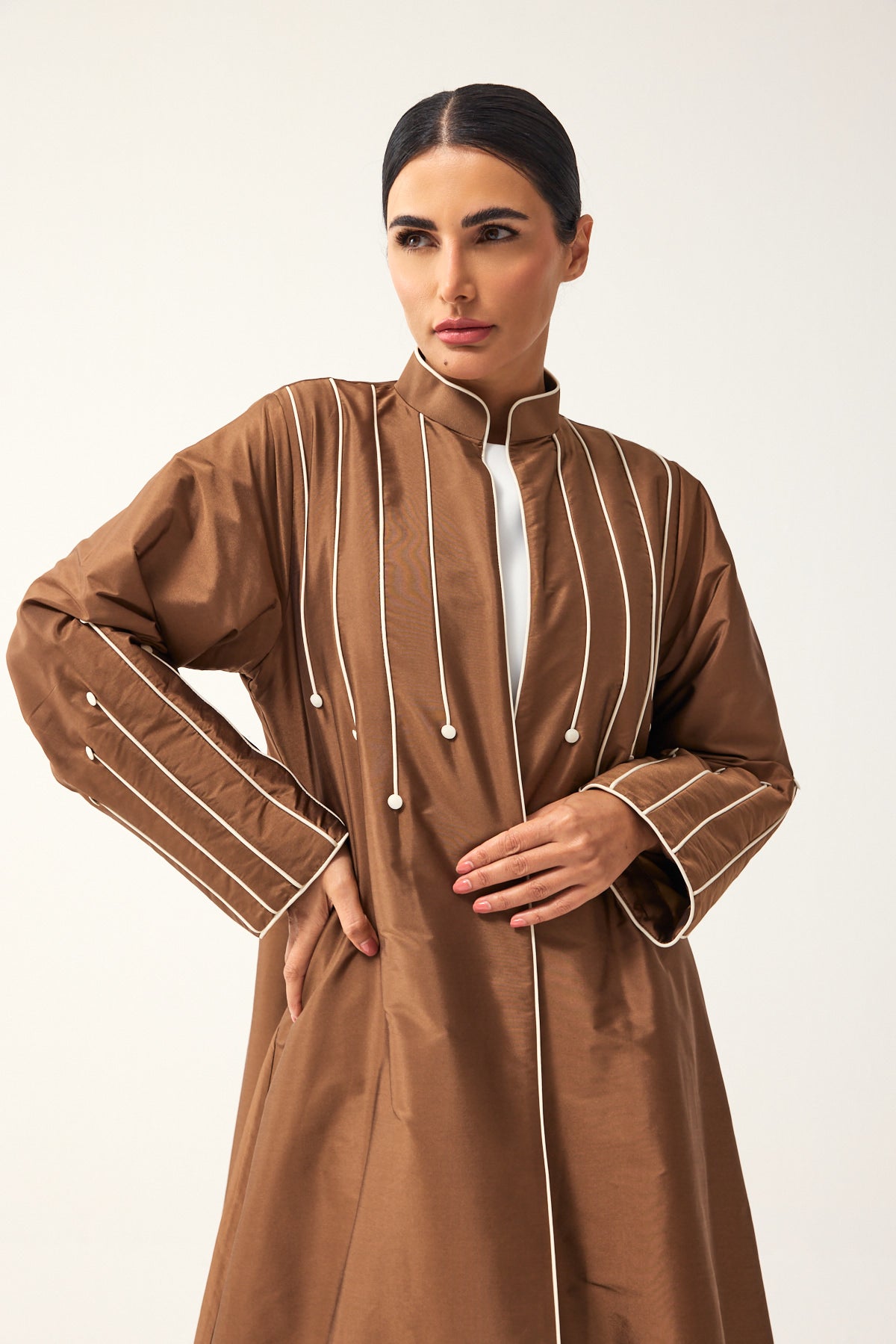 BROWN LOOSE FIT TAFFETA ABAYA