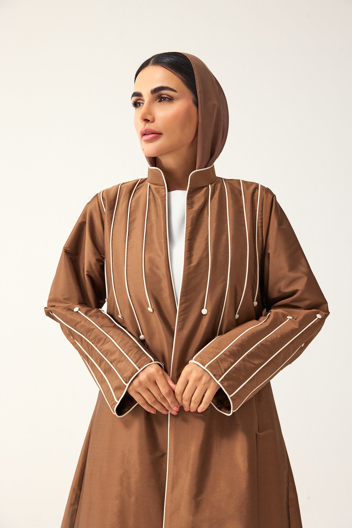 BROWN LOOSE FIT TAFFETA ABAYA