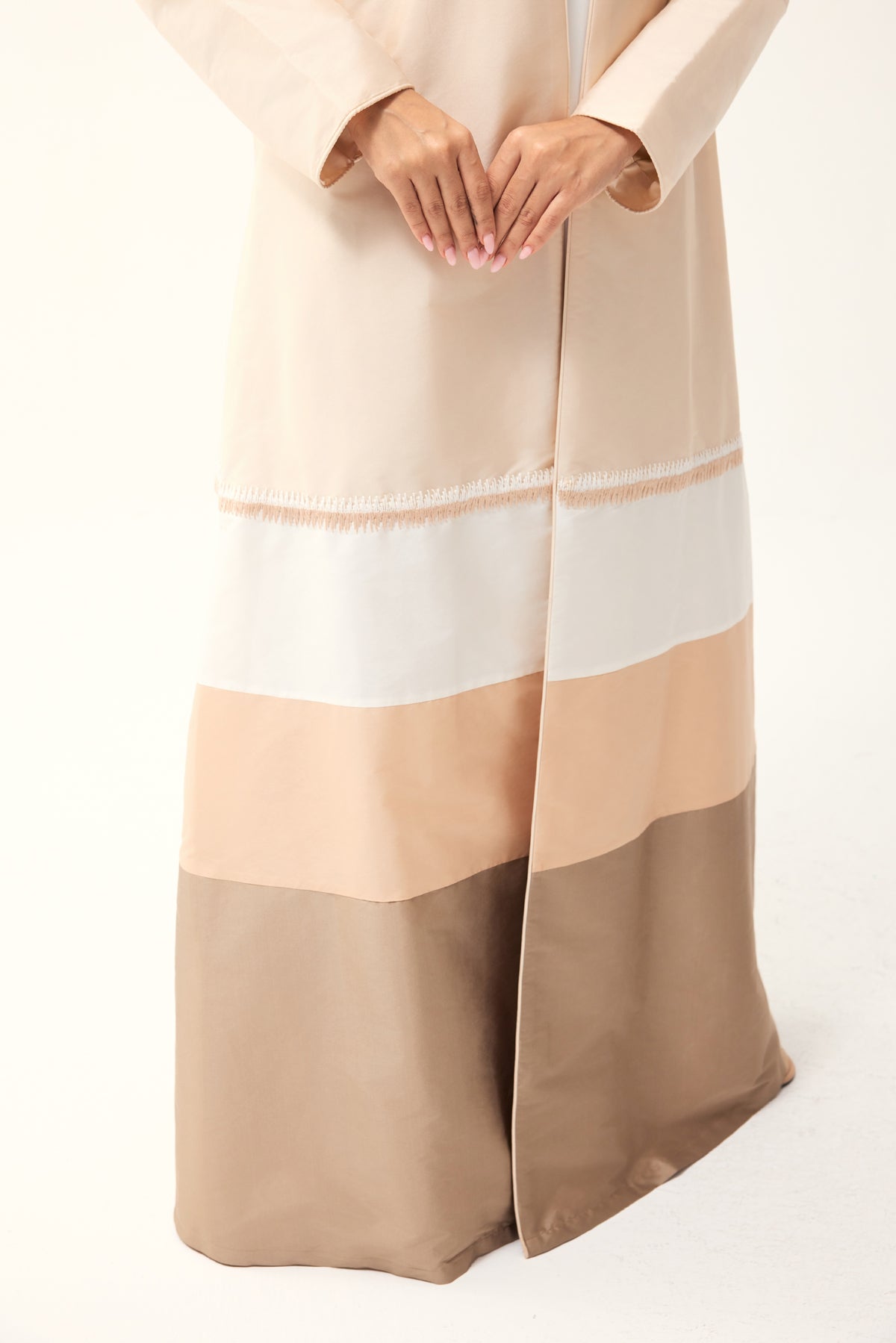 OFF-WHITE, CREAM AND LIGHT BROWN STRAIGHT FIT PANELLED ABAYA
