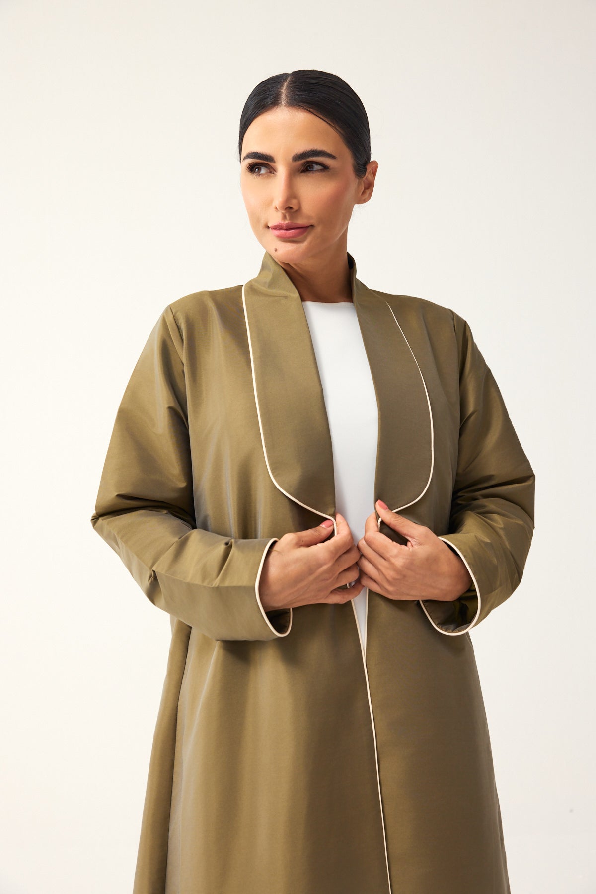 OLIVE LOOSE FIT TAFFETA ABAYA